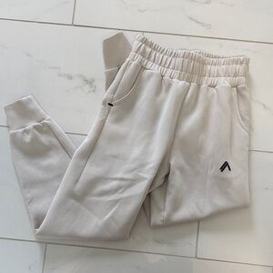 Alphalete Women’s Joggers